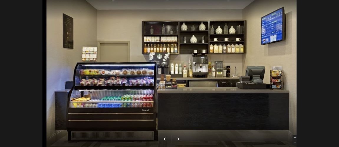 Double Tree Public Space